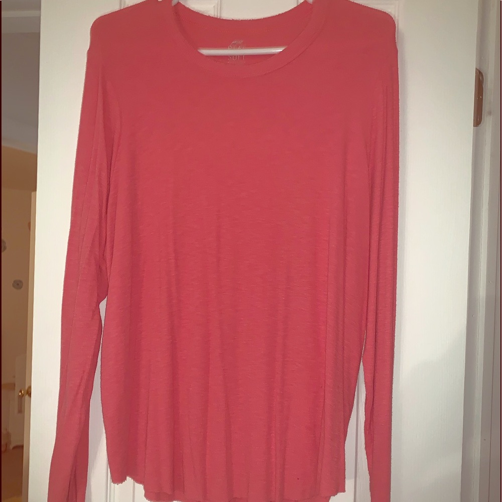 Long sleeve tee